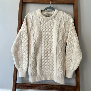ARAN SWEATER MARKET Lightweight Wool Ireland Sweater SZ Small.